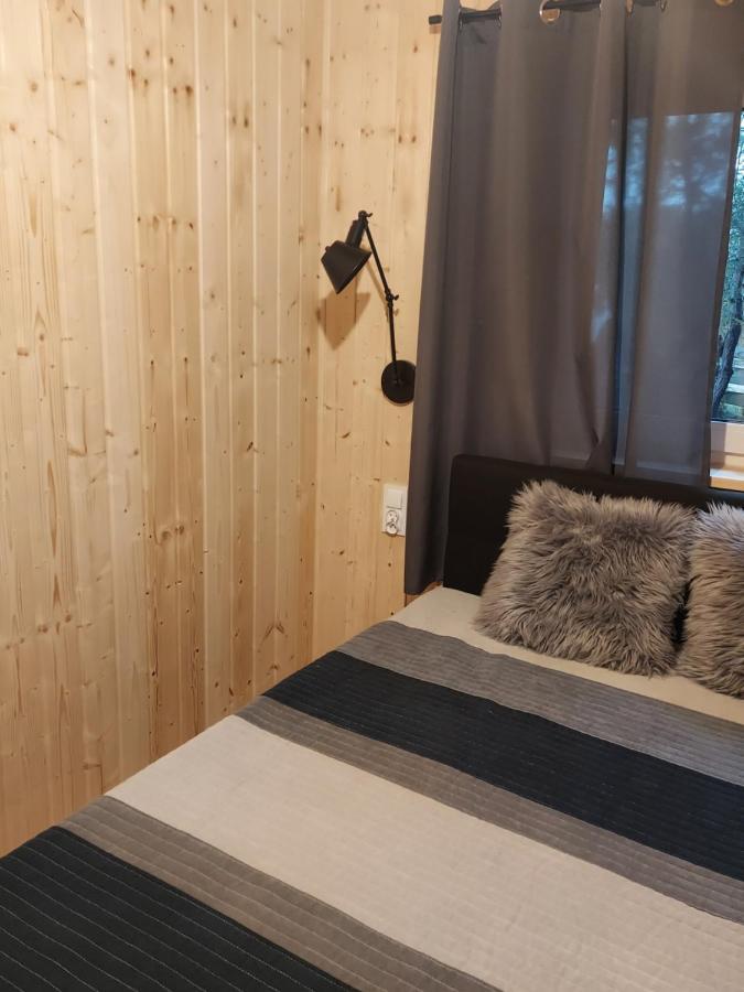 Domek Nad Stawem Robakowo Kültér fotó